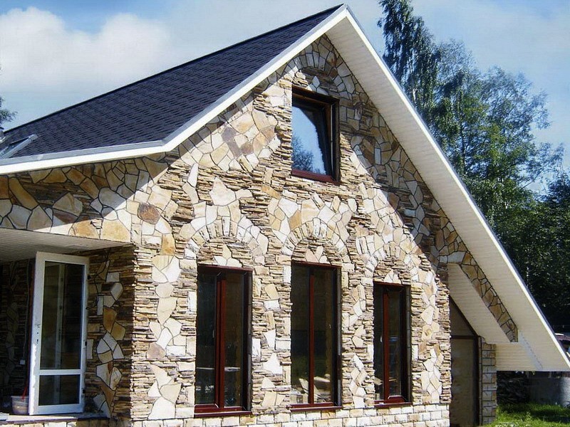 Фасадный камень для наружной отделки дома; варианты использования